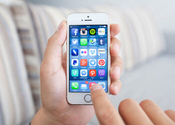 İnstagram və Facebookda yenilik – Sizə aid paylaşımları silə biləcəksiniz