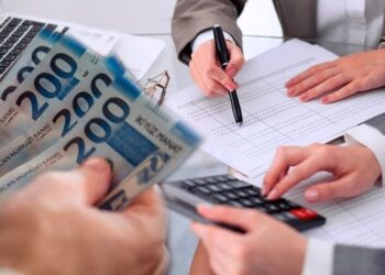 Azərbaycanda əhali ən çox nəyə pul xərcləyib?