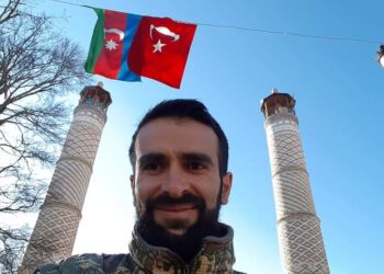 Vəfadar Babayev: Məni axtaran, görüşmək istəyən kimsə olanda – “Qardaş mən Şuşadayam, gəlim həll edərik” – cümləsini necə bir həzzlə yazdığımı təsəvvür edə bilməzsiz…