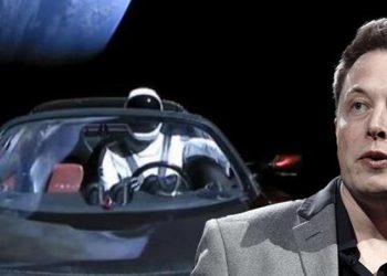 Maskın kosmosa göndərdiyi Tesla hazırda haradadır?