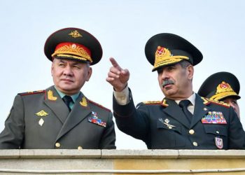 Şoyqu Zakir Həsənovla Qarabağdakı vəziyyəti müzakirə edib